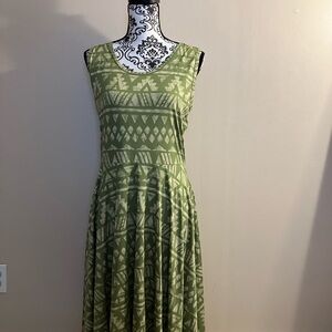Elegant Green Geometric LulaRoe Nikki  Dress
